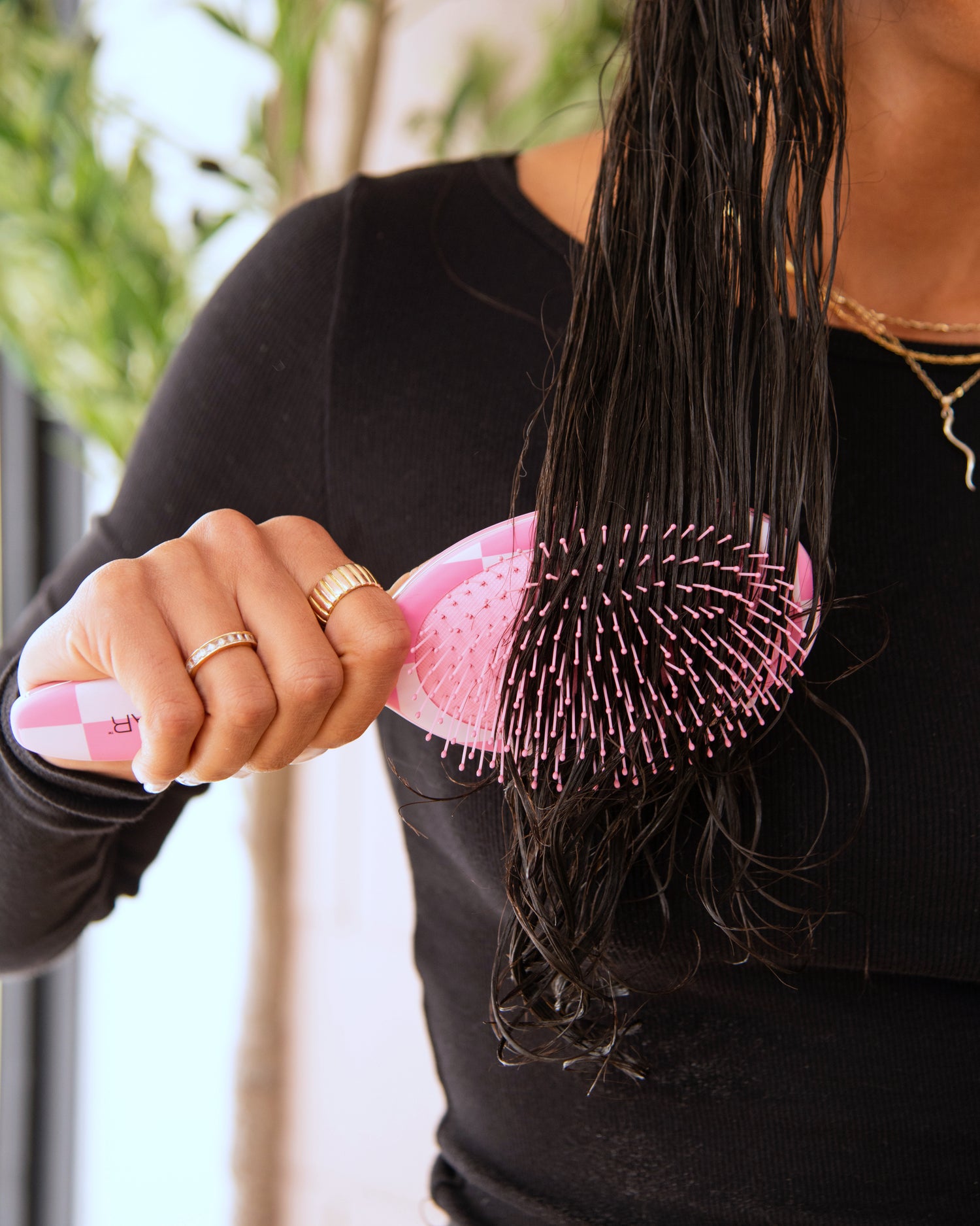 Framar Checked Out Detangle Brush - Pink