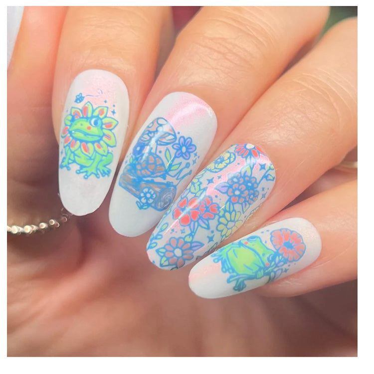 Maniology Garden Friends - Nail Stamping Plate