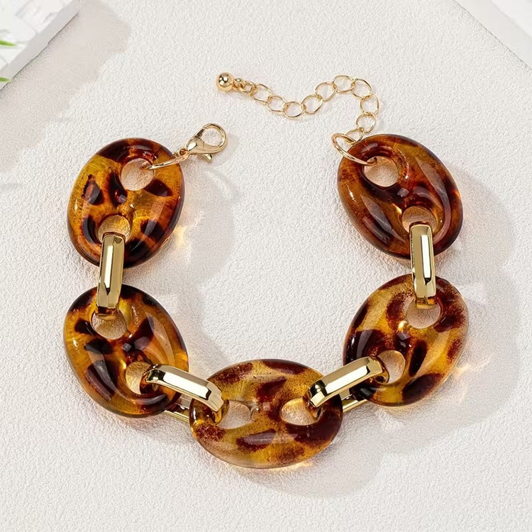 Elegant Leopard Print Acrylic Chain Bracelet with Gold Tone