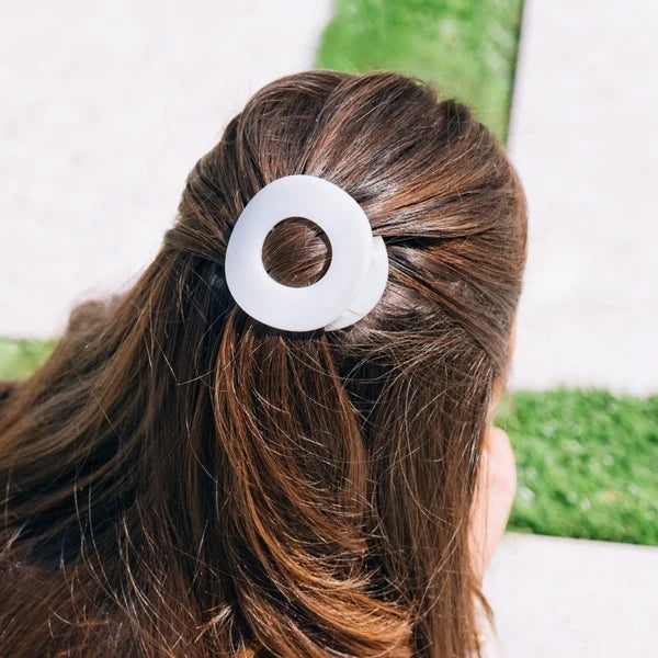 Teleties Flat Circle Clip Medium - Coconut White