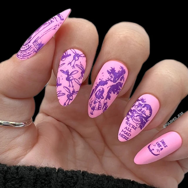 Maniology Adventures in Wonderland - Nail Stamping Plate