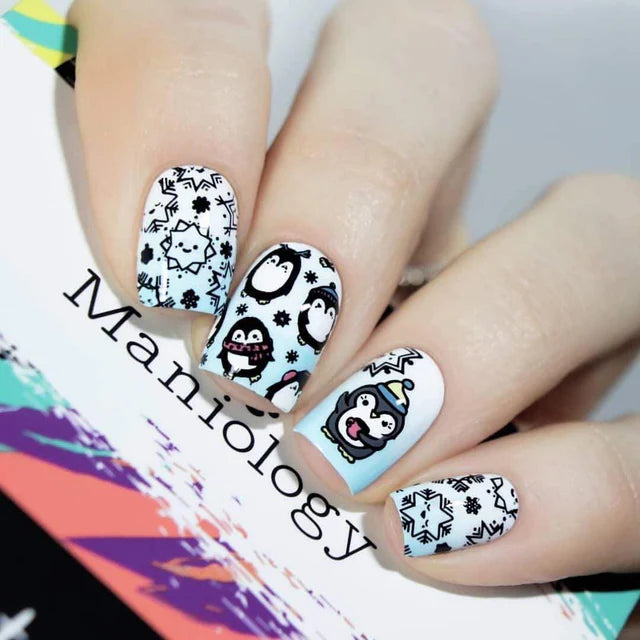 Maniology Lacey Details - Placa para estampar uñas