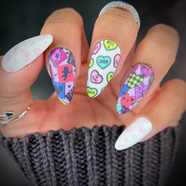 Maniology Hearts & Chains: Links of Love - Nail Stamping Plate