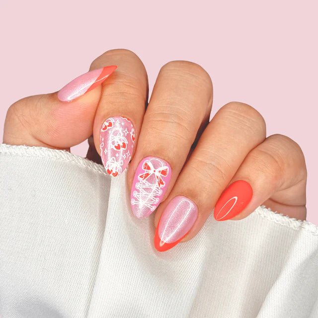 Maniology Coquette Valentines: Laced in Love - Nail Stamping Plate